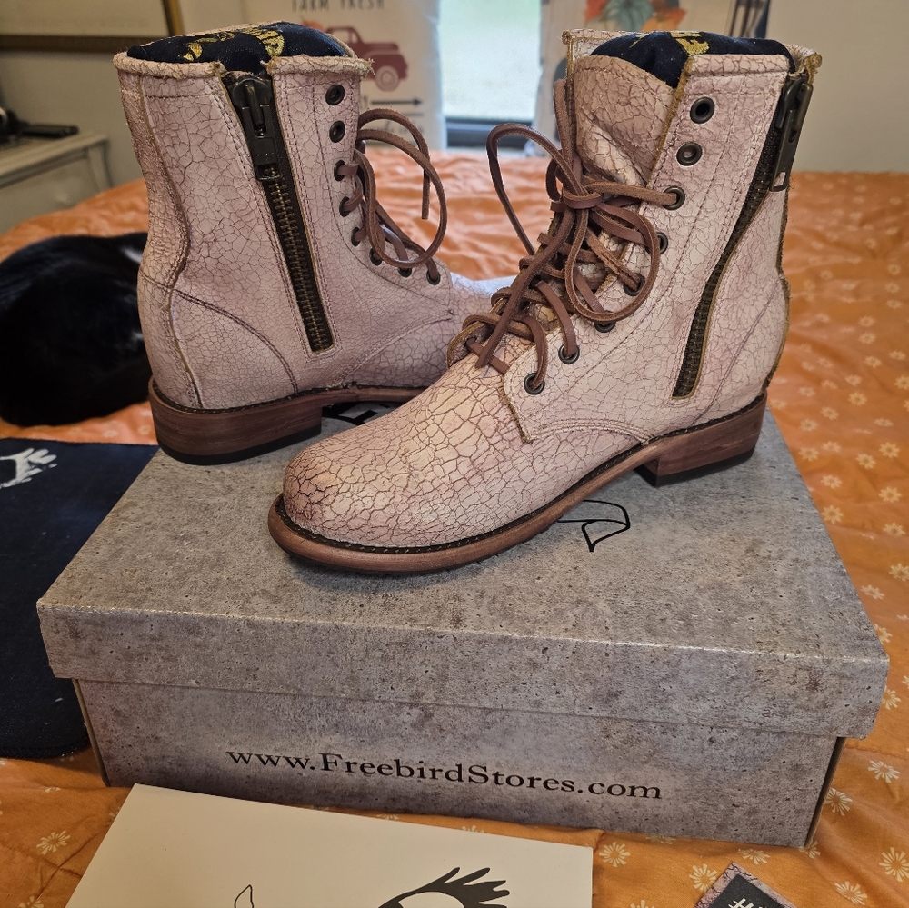 Freebird Manchester Pink Boots - Picture 8 of 16